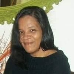 Meet your Posher, Rena